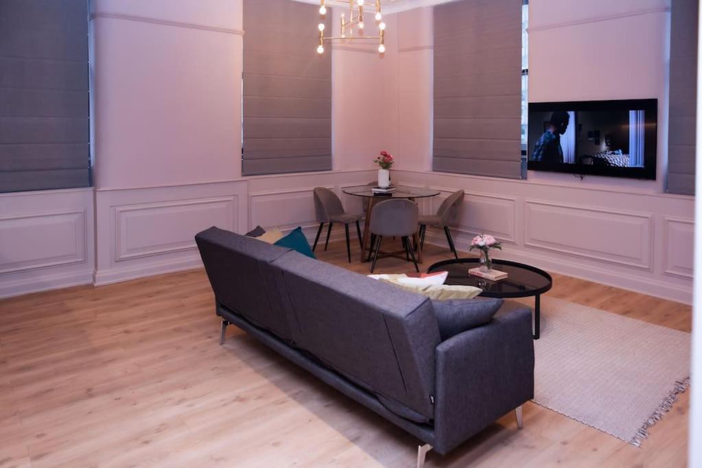 Luxurious Stunning 2Bedroom Apartment Manchester Exterior photo